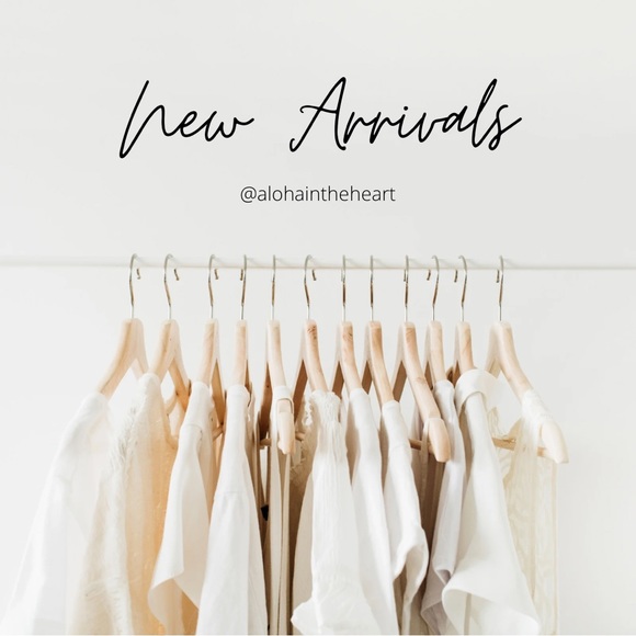 Bookmark my closet! - Picture 2 of 2